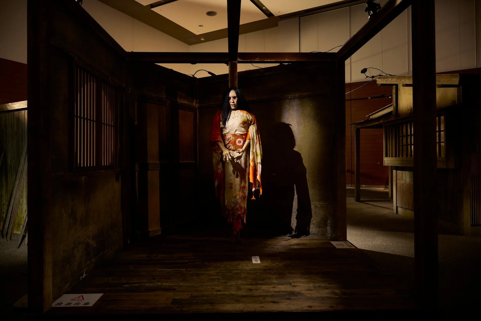 「Re:ホラーにふれる展 ―映画美術の世界―」の展示イメージ